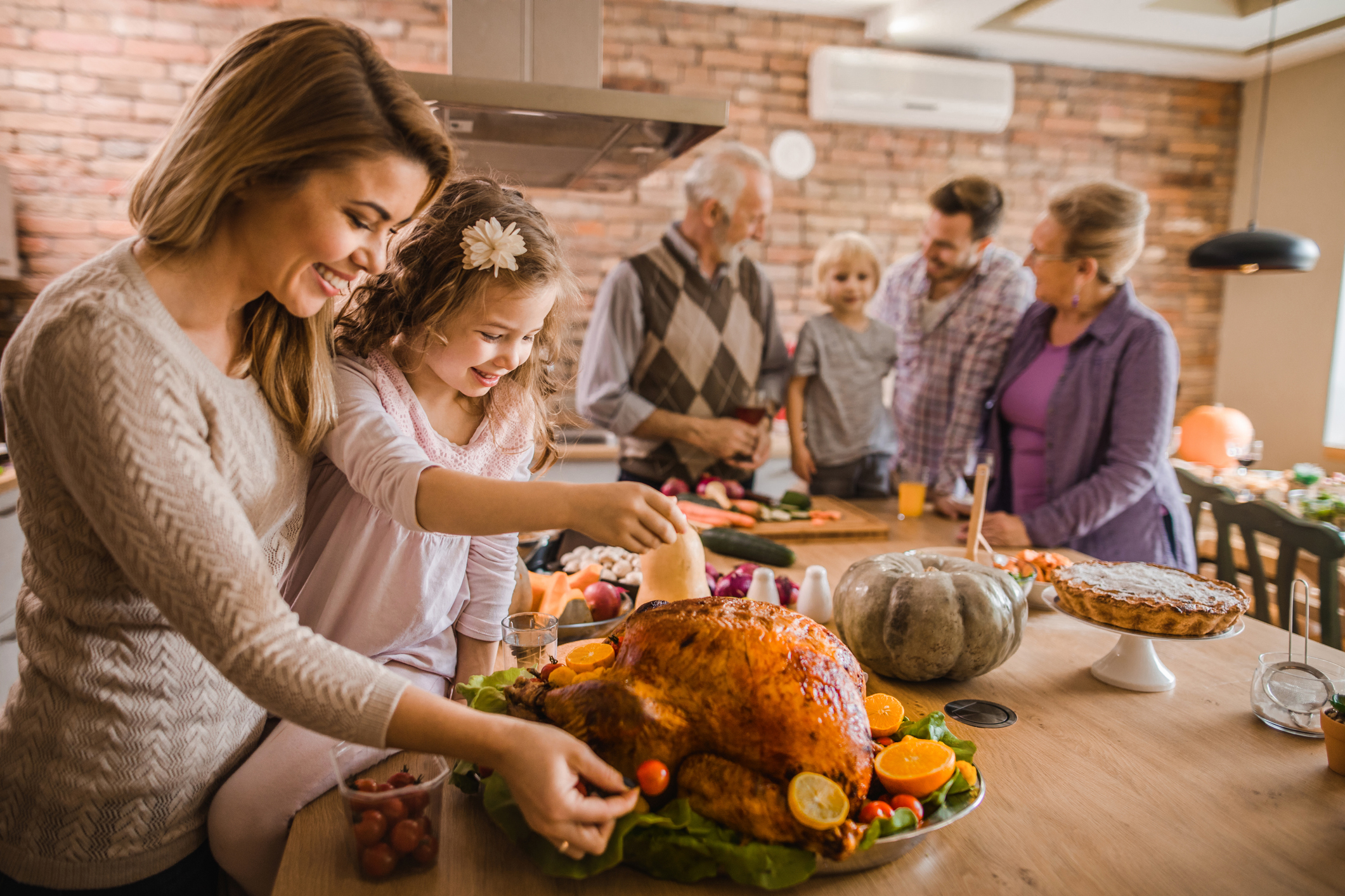 Discover Thanksgiving 2022 Shopping in Garland at Northstar Plaza
